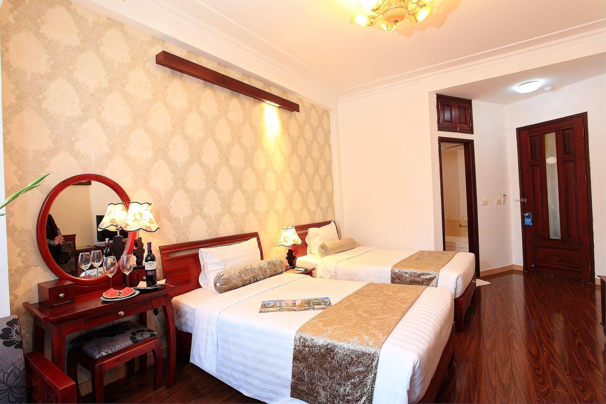 Hanoi Luxury Hotel Екстер'єр фото